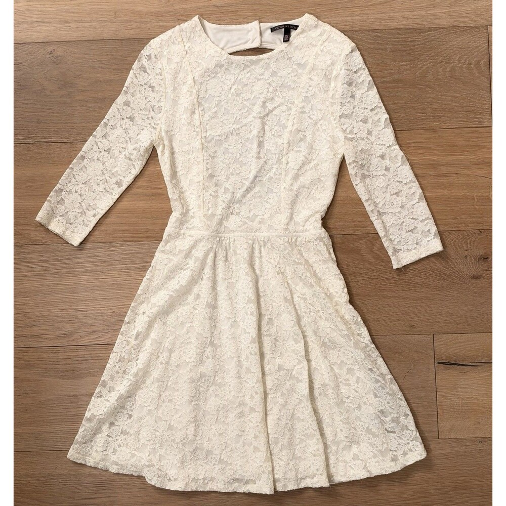 Victorias Secret Women’s XS ivory Lace Dress ¾ Sleeve